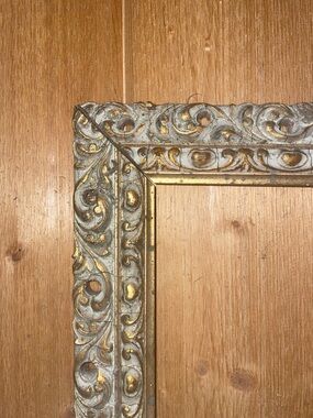 Ornate Decorative Picture Frame in Gold and Gray